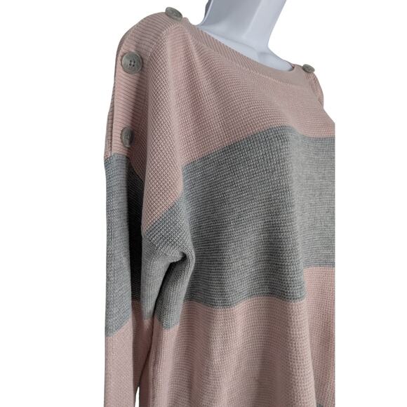 VINCE Camuto Pink and Gray Button Shoulder Sweater - Picture 5 of 11